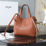 セリーヌスーパーコピー  グレインドカーフスキン トリオンフ 121733ENY.04LU