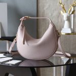 セリーヌ スーパーコピー ティーン CELINE ルル 120723ENY.25BD セリーヌ スーパーコピー ティーン CELINE ルル 120723ENY.25BD