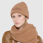 グッチ コピー エンブロイダリー付き ウールカシミア キャップ ‎852964