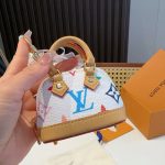 ルイヴィトンコピー ホワイトサンサイ Monogram ミニシェルバッグ