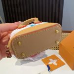 ルイヴィトンコピー ホワイトサンサイ Monogram ミニシェルバッグ