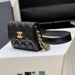 シャネルコピー 22A メティエダール ゴールドコイン ミニポーチ ブラック AP2857