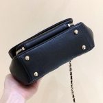 シャネルスーパーコピー Haas レザー メッセンジャーバッグ A93749 ブラック