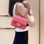 シャネル スーパーコピー Classic Flap Bag スクエアミニ ピンク A01115 シャネル スーパーコピー Classic Flap Bag スクエアミニ ピンク A01115