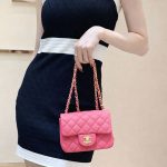 シャネル スーパーコピー Classic Flap Bag スクエアミニ ピンク A01115 シャネル スーパーコピー Classic Flap Bag スクエアミニ ピンク A01115
