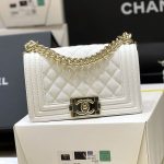 シャネル スーパーコピー LeBoy チェーンバッグ A67085 A67086 ホワイト シャネル スーパーコピー LeBoy チェーンバッグ A67085 A67086 ホワイト