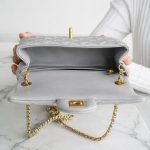 シャネル スーパーコピー ミニフラップバッグ AS1787 ライトグレー シャネル スーパーコピー ミニフラップバッグ AS1787 ライトグレー
