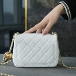 シャネル スーパーコピー ミニマトラッセ チェーンバッグ AS1786 ホワイト