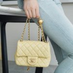 シャネル コピー チェーンバッグ ミニフラップバッグ AS1786