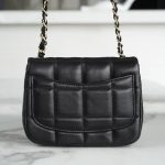 シャネル スーパーコピー ショルダーバッグ 斜め掛け AS3744