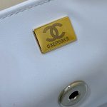 シャネル スーパーコピー フラップバッグ 白 シルバーハンドル AS5554