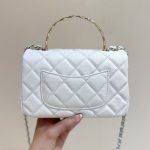 シャネル スーパーコピー フラップバッグ 白 シルバーハンドル AS5554
