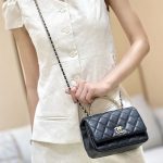 シャネルコピー ミニフラップバッグ キルティングハンドル可愛い AS5554