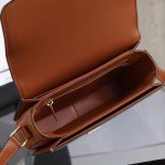 セリーヌコピー TEEN TRIOMPHE スモールカーフスキンバッグ 188423 セリーヌコピー TEEN TRIOMPHE スモールカーフスキンバッグ 188423
