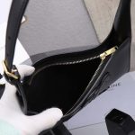 セリーヌコピー トリオンフ ショルダーバッグ ブラック 198153DU3.38N セリーヌコピー トリオンフ ショルダーバッグ ブラック 198153DU3.38N