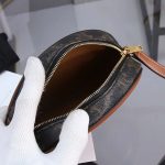 セリーヌ コピー CUIR TRIOMPHE オーバル ミニバッグ 101703