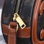 セリーヌ コピー CUIR TRIOMPHE オーバル ミニバッグ 101703