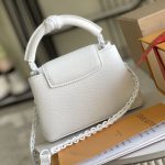 ルイヴィトン スーパーコピー カプシーヌ EW MINI ホワイト M23956