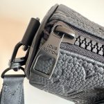 ルイヴィトンスーパーコピー LV キーポルバンドリエール25 M20900 ルイヴィトンスーパーコピー LV キーポルバンドリエール25 M20900