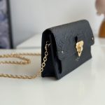 ルイヴィトン コピー ポルトフォイユ・ヴァヴァン チェーン M67839 ルイヴィトン コピー ポルトフォイユ・ヴァヴァン チェーン M67839