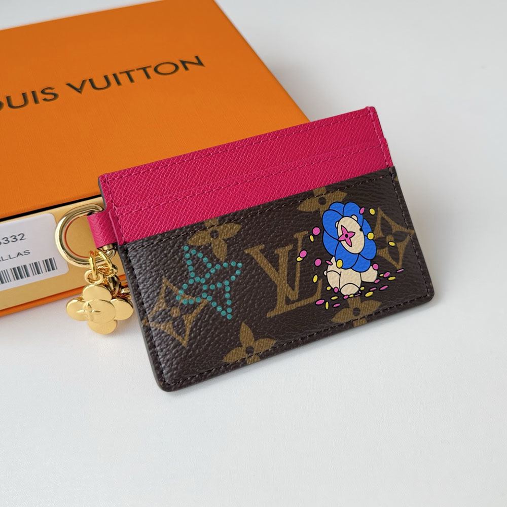ルイヴィトン コピー カードケース ポルト カルト・LV チャーム M15332 ルイヴィトン コピー カードケース ポルト カルト・LV チャーム M15332