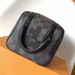 ルイヴィトン コピー ドップ・キット セカンドバッグ M15109
