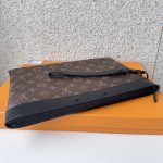 ルイヴィトン コピー ポシェット・トゥ・ゴー クラッチバッグ M82079