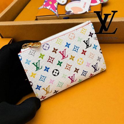 ヴィトン コピー パスポートカバー クーヴェルテュール・パスポール M28281