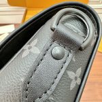 ヴィトン コピー ショルダーバッグ モンスリ・メッセンジャー PM M12519