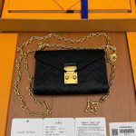 ルイヴィトン コピー LVポシェット・メティス・ベルト M4717Z