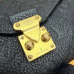 ルイヴィトン コピー LVポシェット・メティス・ベルト M4717Z