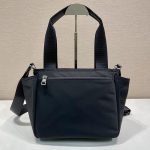 プラダ スーパーコピー Re-Nylon トートバッグ 1BG582 プラダ スーパーコピー Re-Nylon トートバッグ 1BG582