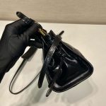 プラダ スーパーコピー スモール レザー ショルダーバッグ 1BH215 プラダ スーパーコピー スモール レザー ショルダーバッグ 1BH215