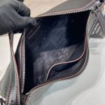 プラダ スーパーコピー エメ ラージ レザー ショルダーバッグ 1BC280 プラダ スーパーコピー エメ ラージ レザー ショルダーバッグ 1BC280