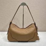 プラダ コピー ショルダーバッグ エメ ラージ レザー 1BC280 プラダ コピー ショルダーバッグ エメ ラージ レザー 1BC280