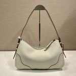 プラダ コピー エメ ラージ レザー ショルダーバッグ 1BC280_F0572 プラダ コピー エメ ラージ レザー ショルダーバッグ 1BC280_F0572