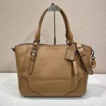 プラダ スーパーコピー ラージ レザー トートバッグ 1BG602 プラダ スーパーコピー ラージ レザー トートバッグ 1BG602