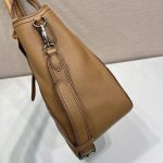 プラダ スーパーコピー ラージ レザー トートバッグ 1BG602 プラダ スーパーコピー ラージ レザー トートバッグ 1BG602