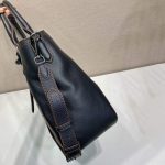 プラダ スーパーコピー ラージ レザー トートバッグ 1BG602_F0002 プラダ スーパーコピー ラージ レザー トートバッグ 1BG602_F0002