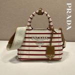 プラダコピー ボーダー キャンバス ミニトート ロゴ刺繍 1BA038 プラダコピー ボーダー キャンバス ミニトート ロゴ刺繍 1BA038