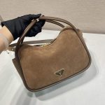 プラダ スーパーコピー ダーリン スエード ハンドバッグ 1BA451 プラダ スーパーコピー ダーリン スエード ハンドバッグ 1BA451