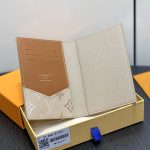 ルイヴィトン コピー パスポートカバー クーヴェルテュール M29237 ルイヴィトン コピー パスポートカバー クーヴェルテュール M29237