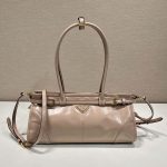 プラダ スーパーコピー ハンドバッグ ボニー ミディアム レザー 1BA486 プラダ スーパーコピー ハンドバッグ ボニー ミディアム レザー 1BA486