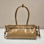 プラダ スーパーコピー ミディアム レザー ハンドバッグ 1BA426
