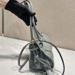 プラダ スーパーコピー ミディアム レザー ハンドバッグ 1BA426