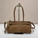 プラダ コピー ボニー ミディアム スエード ハンドバッグ 1BA426