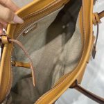 プラダ スーパーコピー ボニー ラージ ハンドバッグ 1BA433 プラダ スーパーコピー ボニー ラージ ハンドバッグ 1BA433