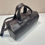 プラダ スーパーコピー メンズ ナッパレザー ダッフルバッグ 2VC046 プラダ スーパーコピー メンズ ナッパレザー ダッフルバッグ 2VC046