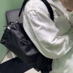 プラダ コピー エクスプローラ Re-Nylonxレザー バッグ 2VH206 プラダ コピー エクスプローラ Re-Nylonxレザー バッグ 2VH206