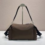 プラダ コピー エクスプローラ Re-Nylonxレザー バッグ 2VH206 プラダ コピー エクスプローラ Re-Nylonxレザー バッグ 2VH206